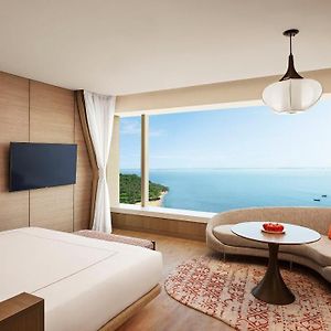 Taj Club King Sea View
